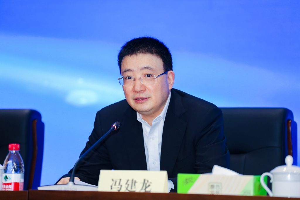 1.第六届会长冯建龙作协会第六届理事会工作报告_副本.jpg