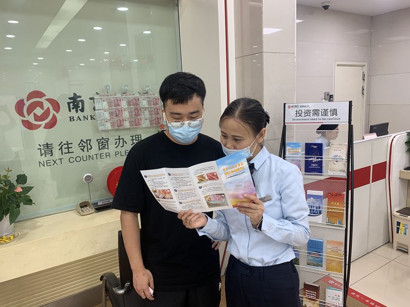 4161667365715150409_副本.jpg